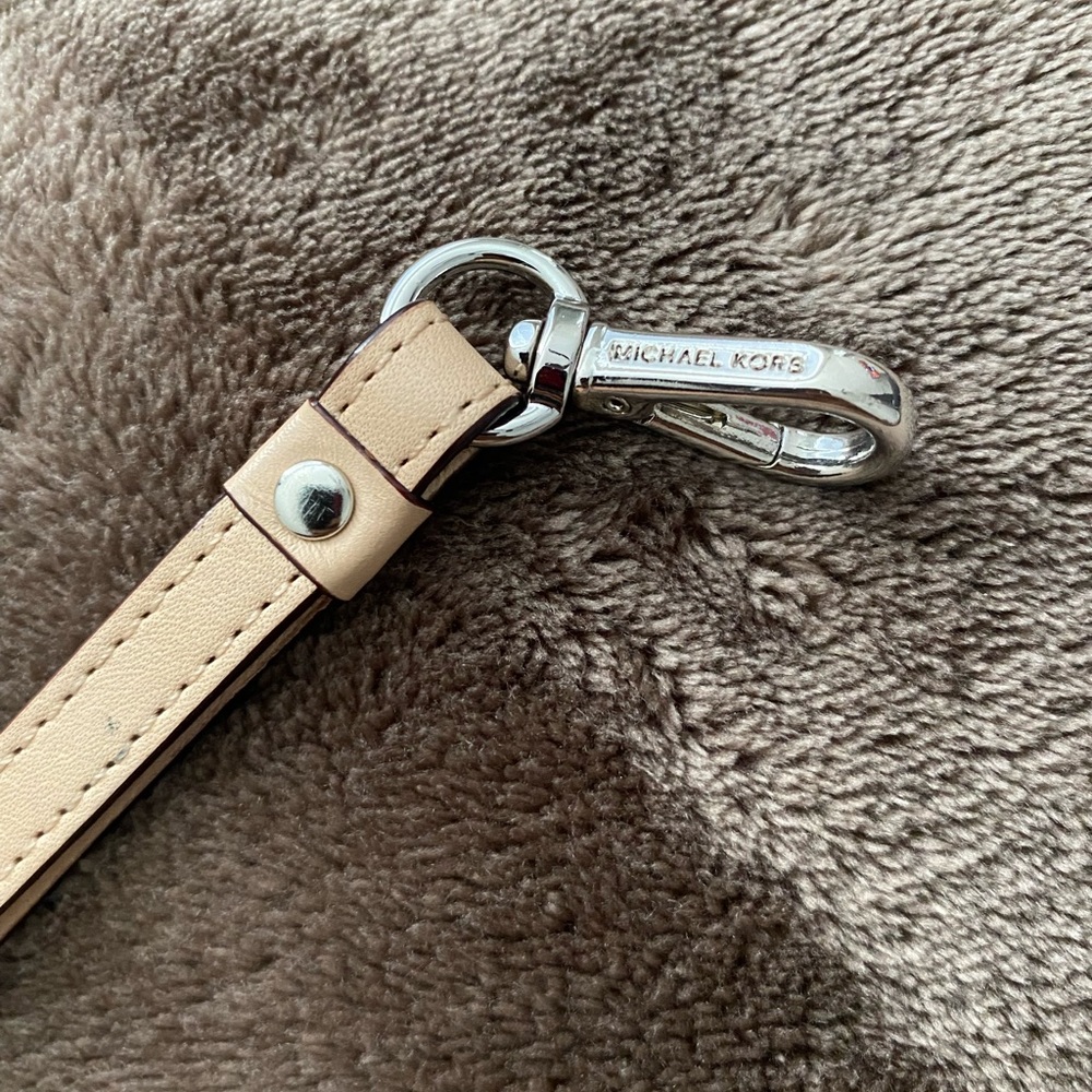Like New! Michael Kors key fob
